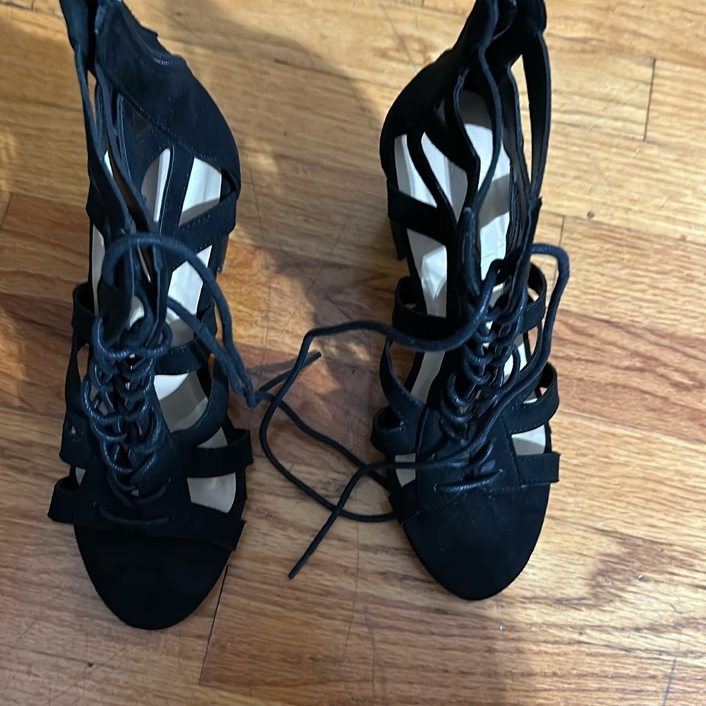 Never worn! Black heels GORG looks so sexy!!